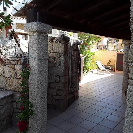 Sardinia Beach Apartments อาเญ็นตู ภายนอก รูปภาพ
