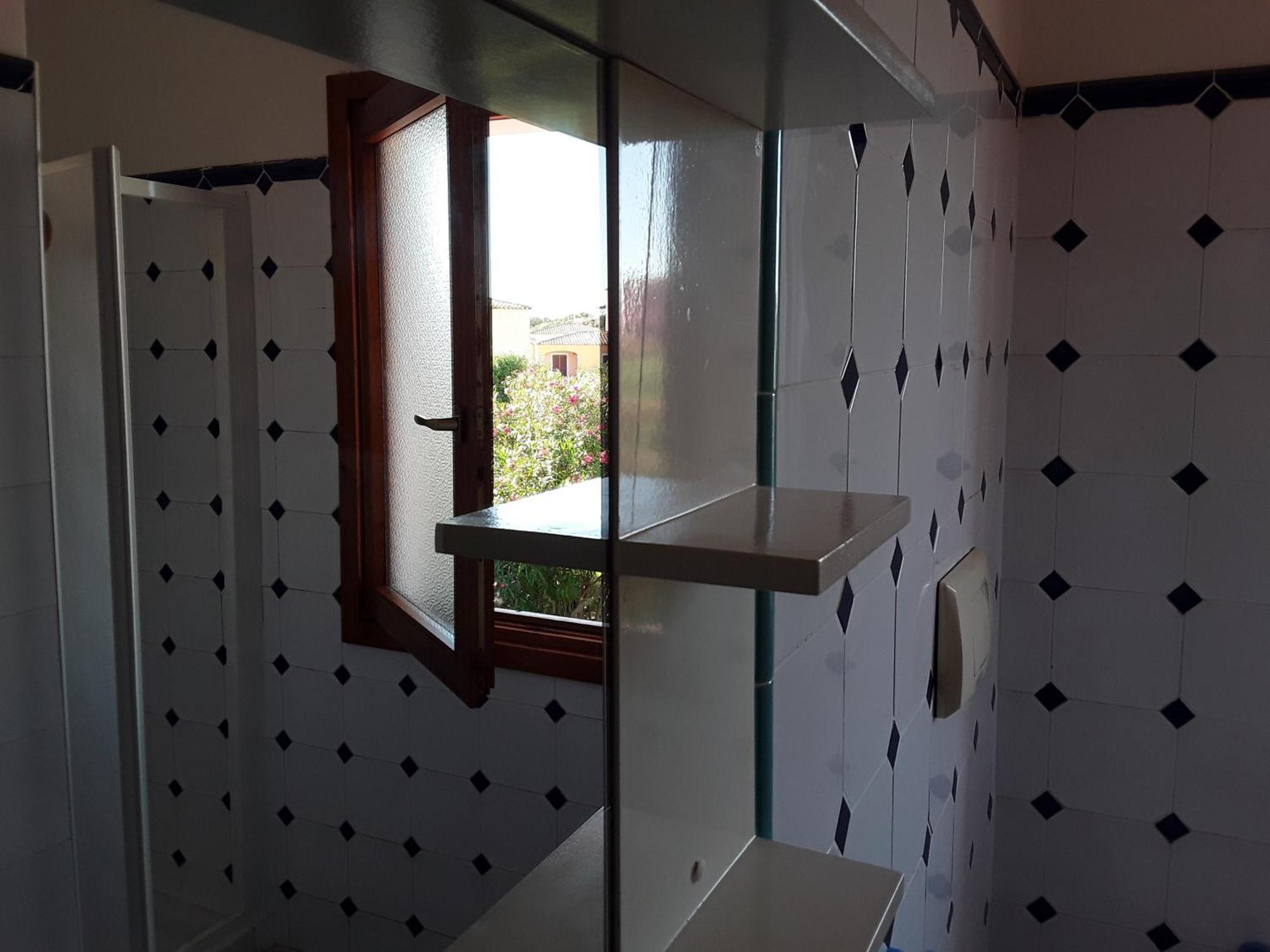 Sardinia Beach Apartments อาเญ็นตู ภายนอก รูปภาพ